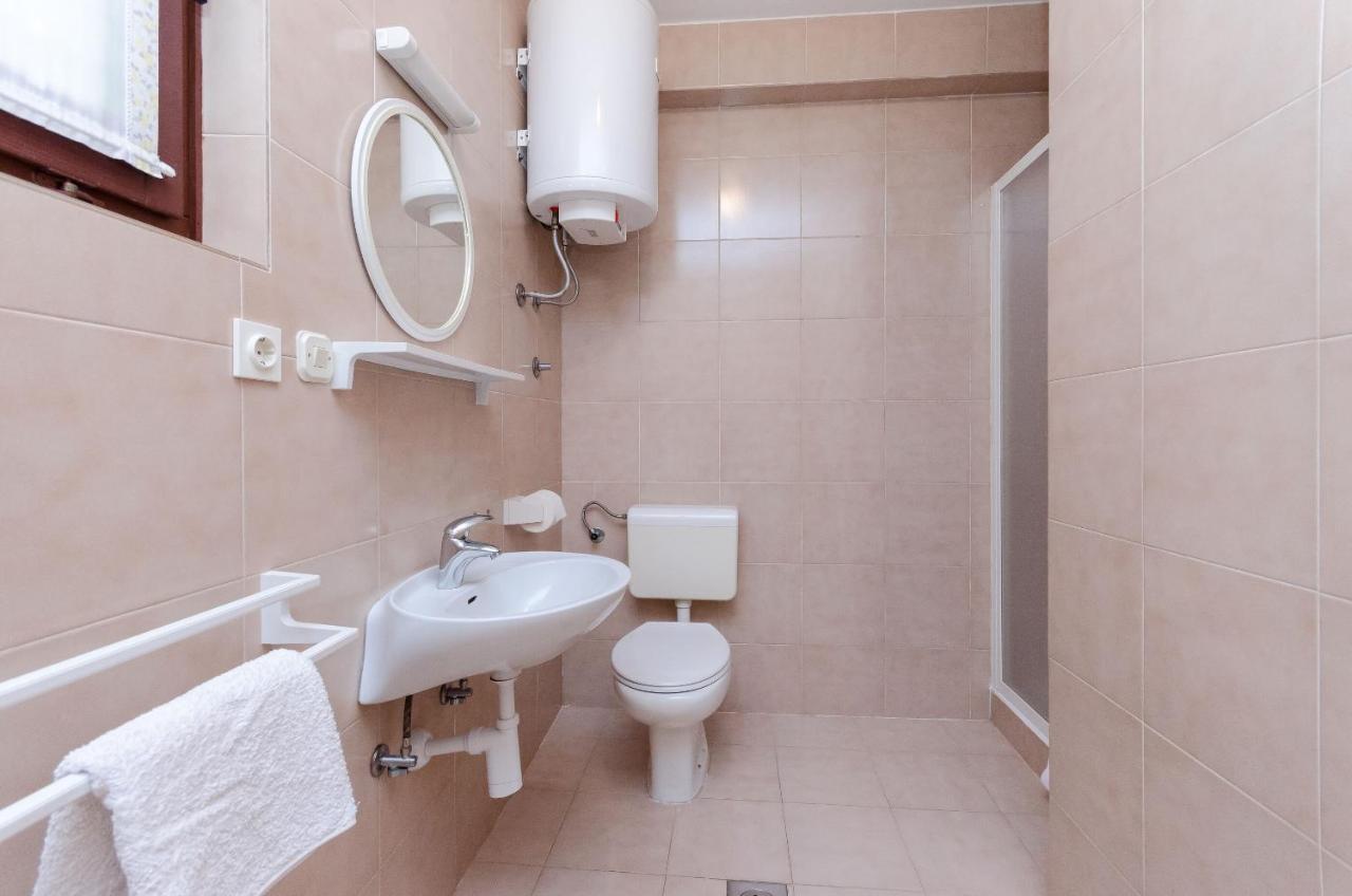 Apartments Ruza A Lopar Zewnętrze zdjęcie