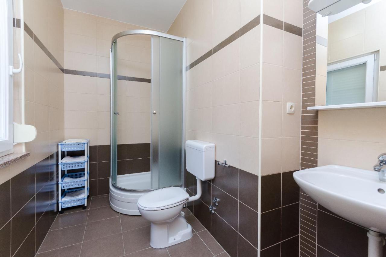 Apartments Ruza A Lopar Zewnętrze zdjęcie