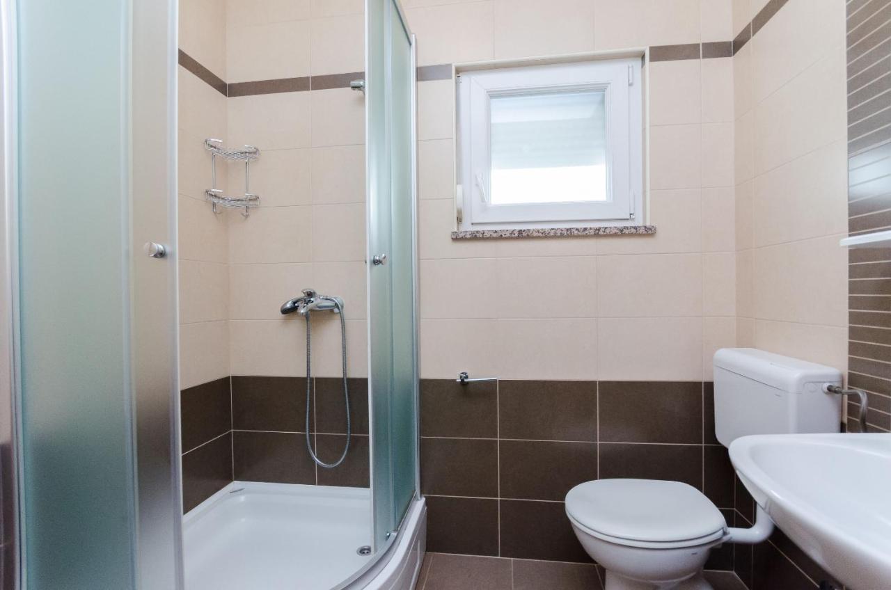 Apartments Ruza A Lopar Zewnętrze zdjęcie