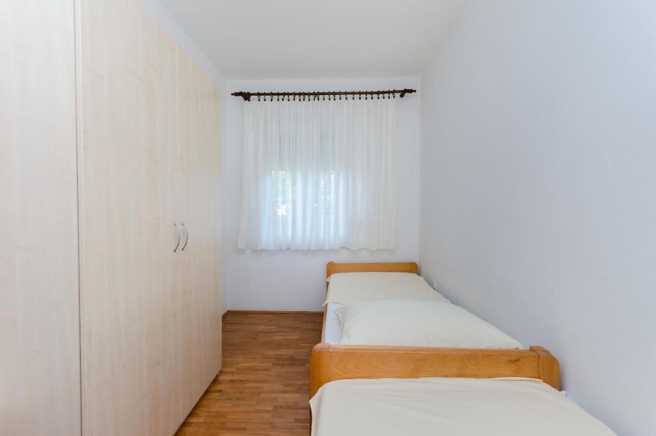 Apartments Ruza A Lopar Zewnętrze zdjęcie